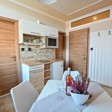 Bellavista 2 ゲストハウス エゲル