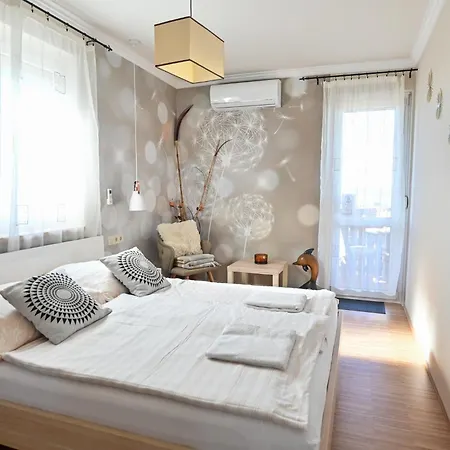 ゲストハウス Bellavista 2 3*